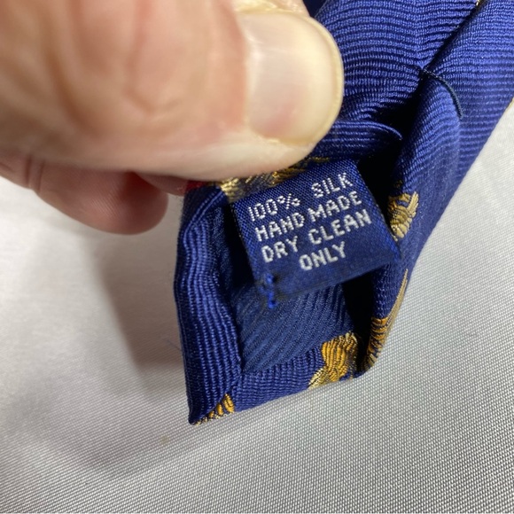 Henry Jacobson Wild Duck Game Men’s Silk Tie - Picture 4 of 5